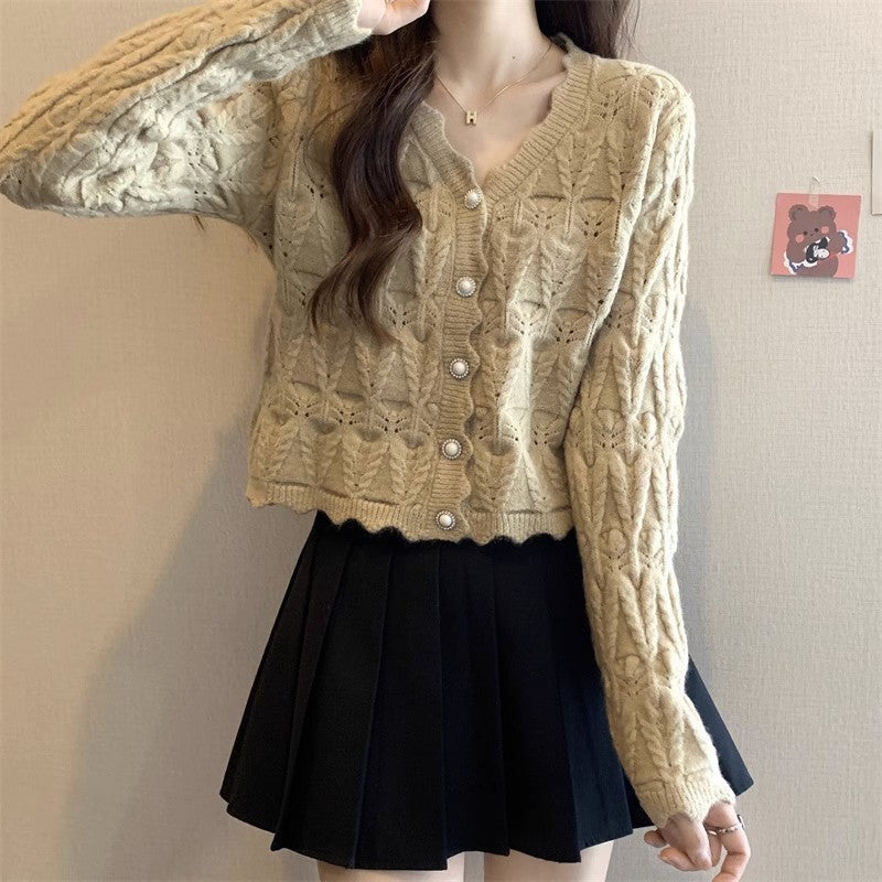 Gracefully Designed Cardigan