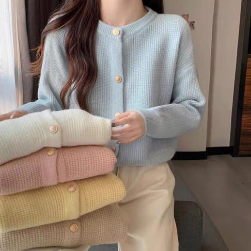 Gracefully Designed Cardigan