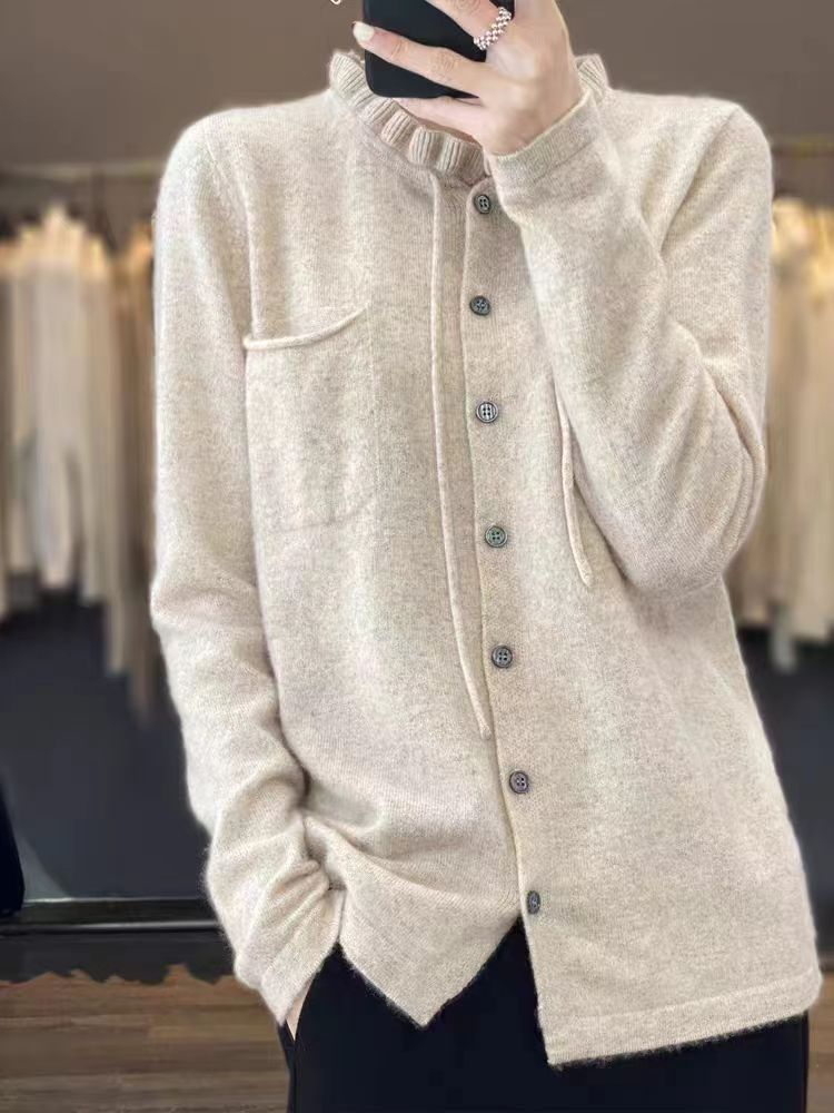 Elegantly Designed Cardigan