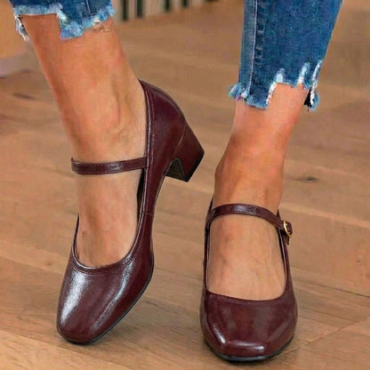 Chic Orthopedic Flats with Unique Design