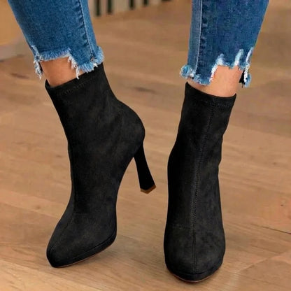 Graceful Orthopedic Boots for Modern Look