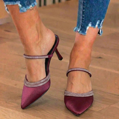 Chic Orthopedic Sandals with Unique Design