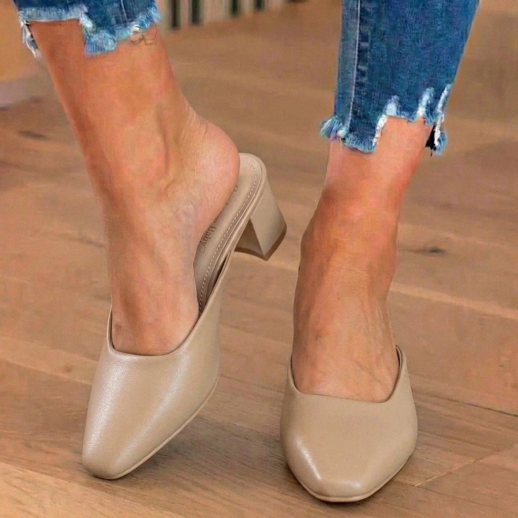 Graceful Orthopedic Heels for Modern Look