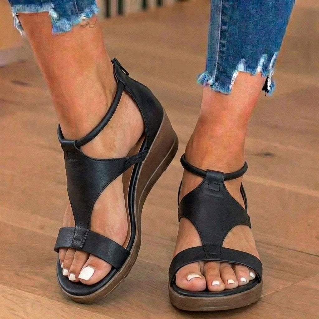KS | Slim and airy sandals