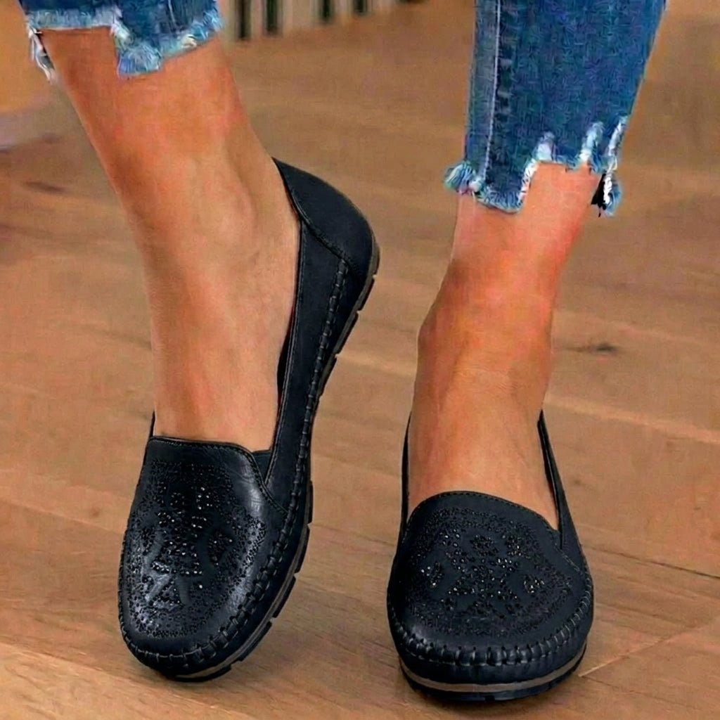 Chic Orthopedic Shoes with Unique Design