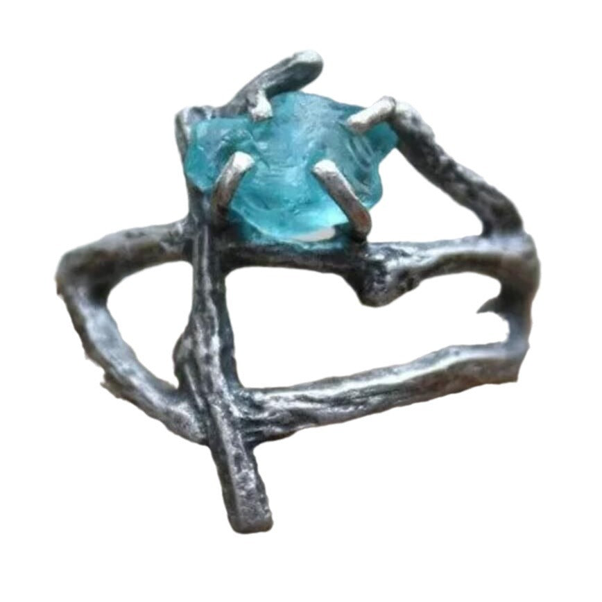 Piękny Pierścionek w unikalnym stylu