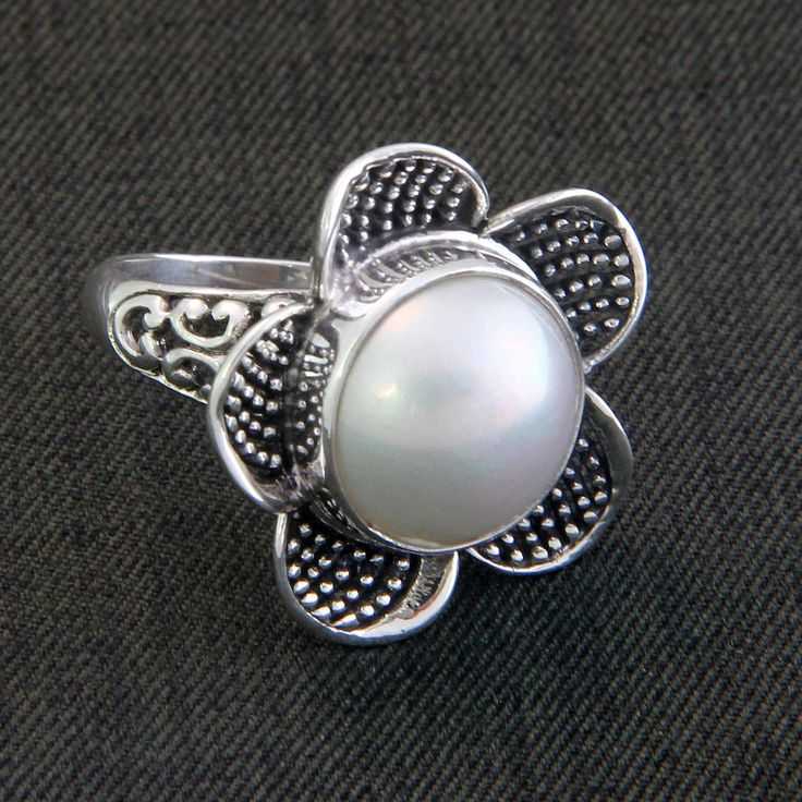 Czarujący Pierścionek na każdą okazję