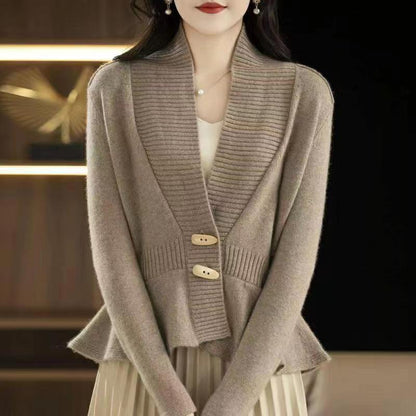 Gracefully Designed Cardigan