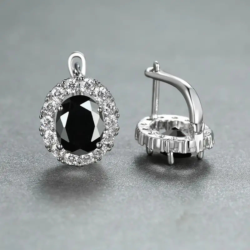 A Must-Have - Piękny Kolczyk w unikalnym stylu