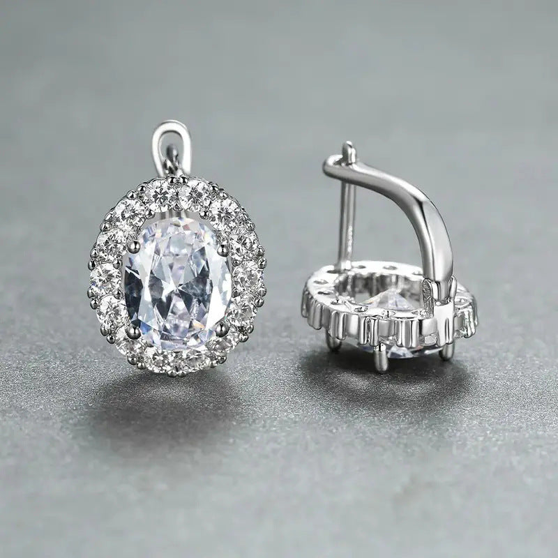 A Must-Have - Piękny Kolczyk w unikalnym stylu