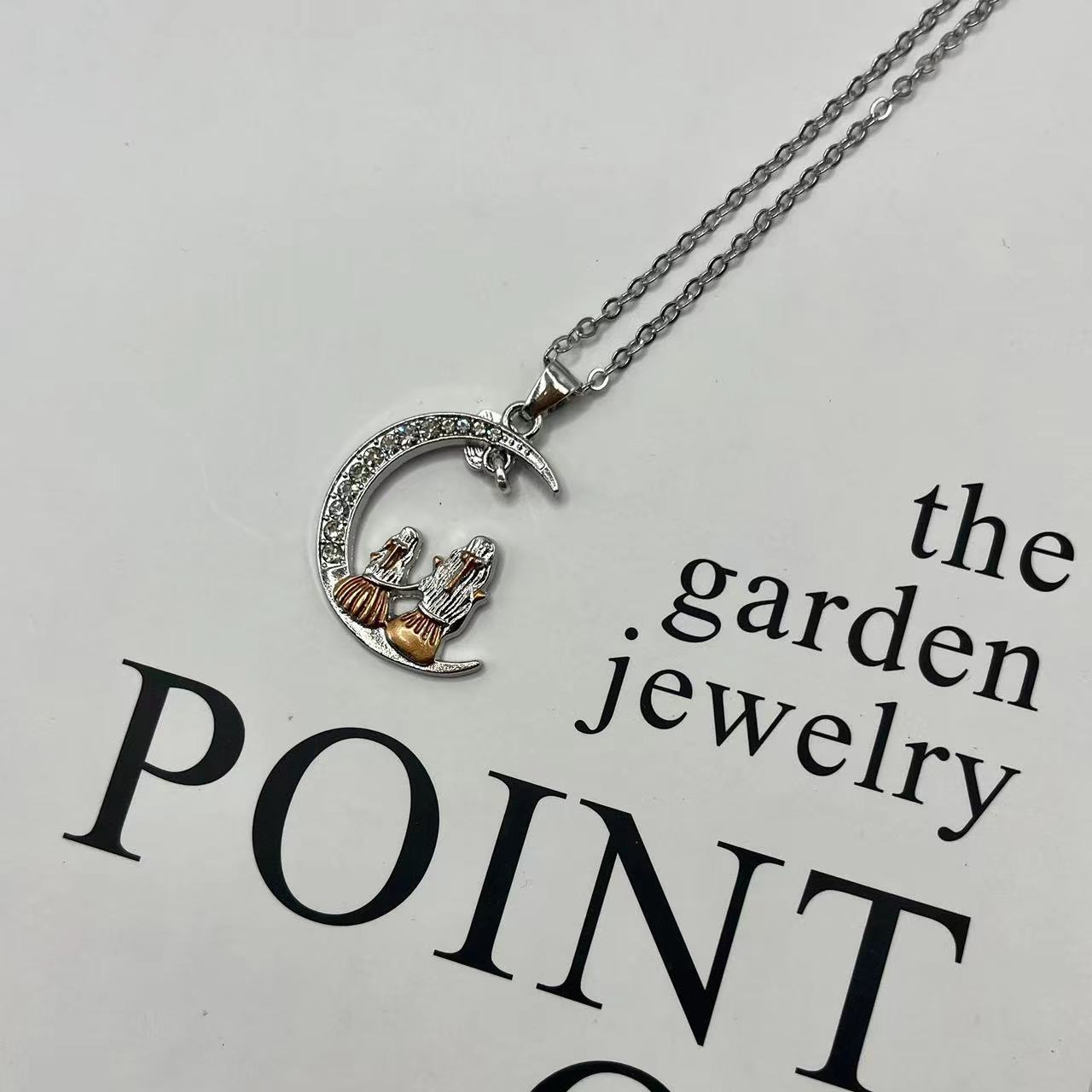 A Must-Have - Czarujący Naszyjnik na każdą okazję