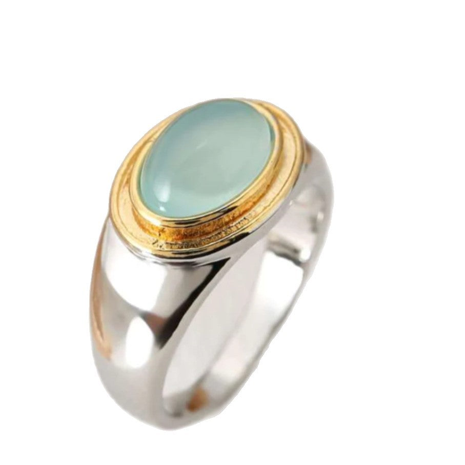 Klasyczny Złoty Pierścionek z ponadczasowym urokiem