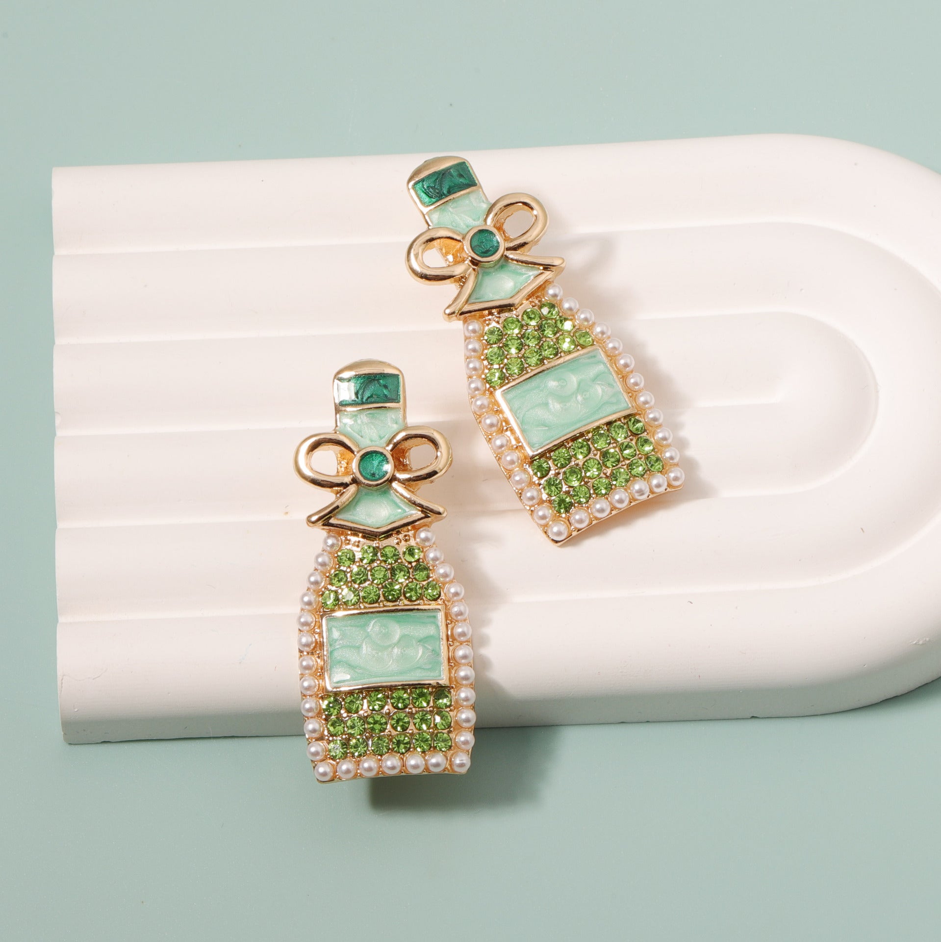 Czarujący Perłowy Kolczyk na każdą okazję