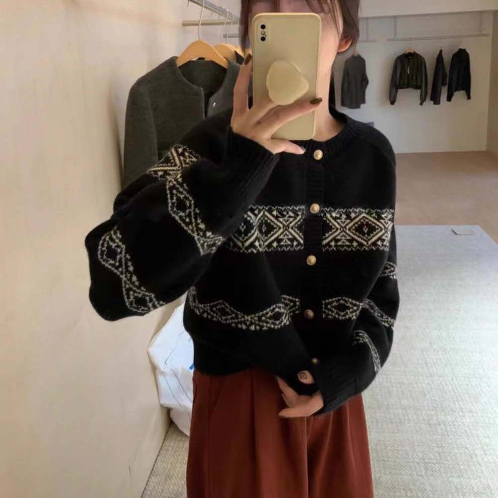 Classic Designed Cardigan