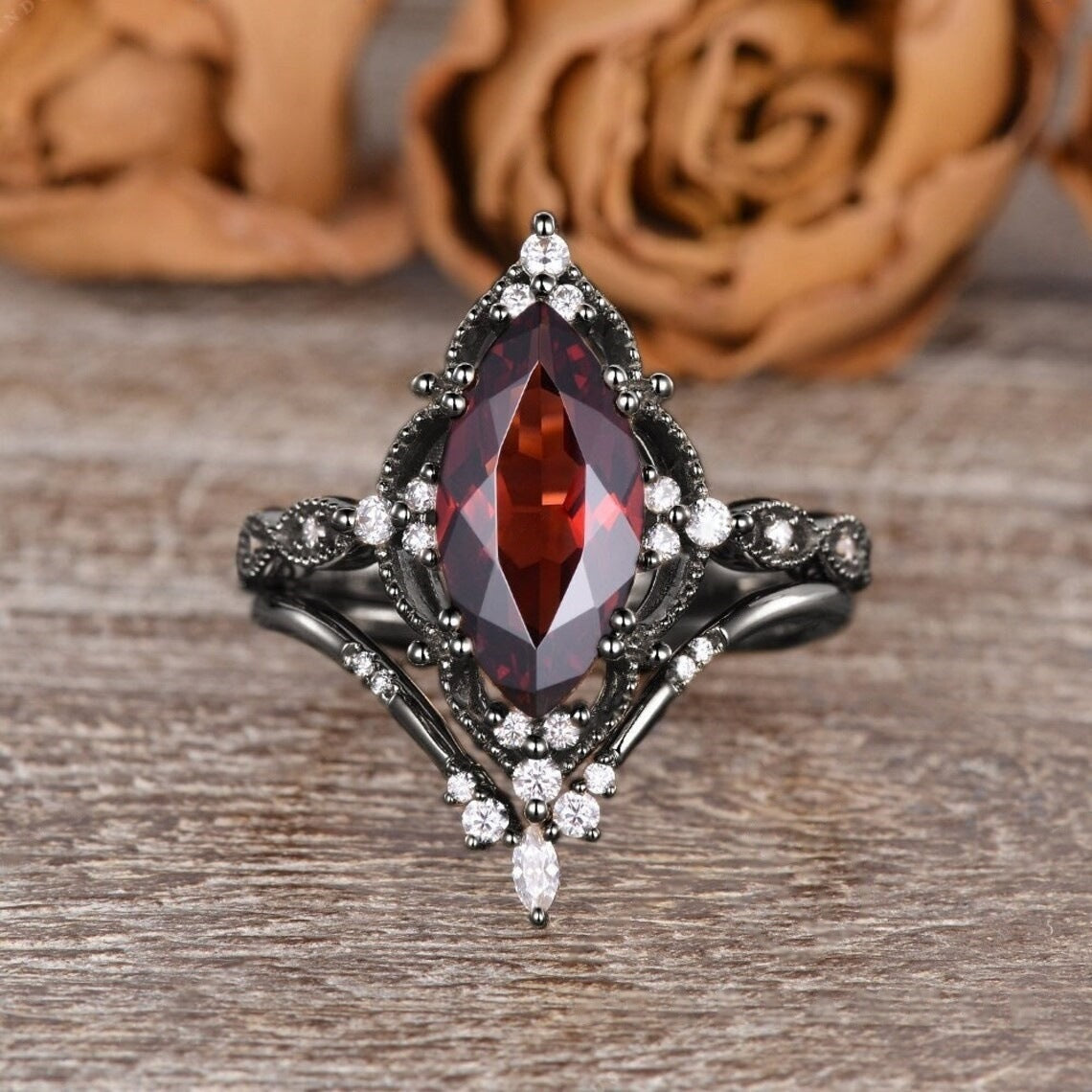 Czarujący Pierścionek na każdą okazję