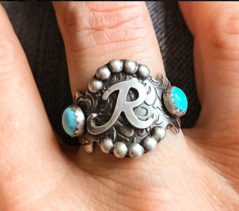 Czarujący Pierścionek na każdą okazję