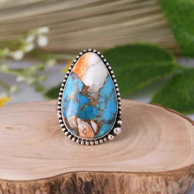 Czarujący Pierścionek na każdą okazję