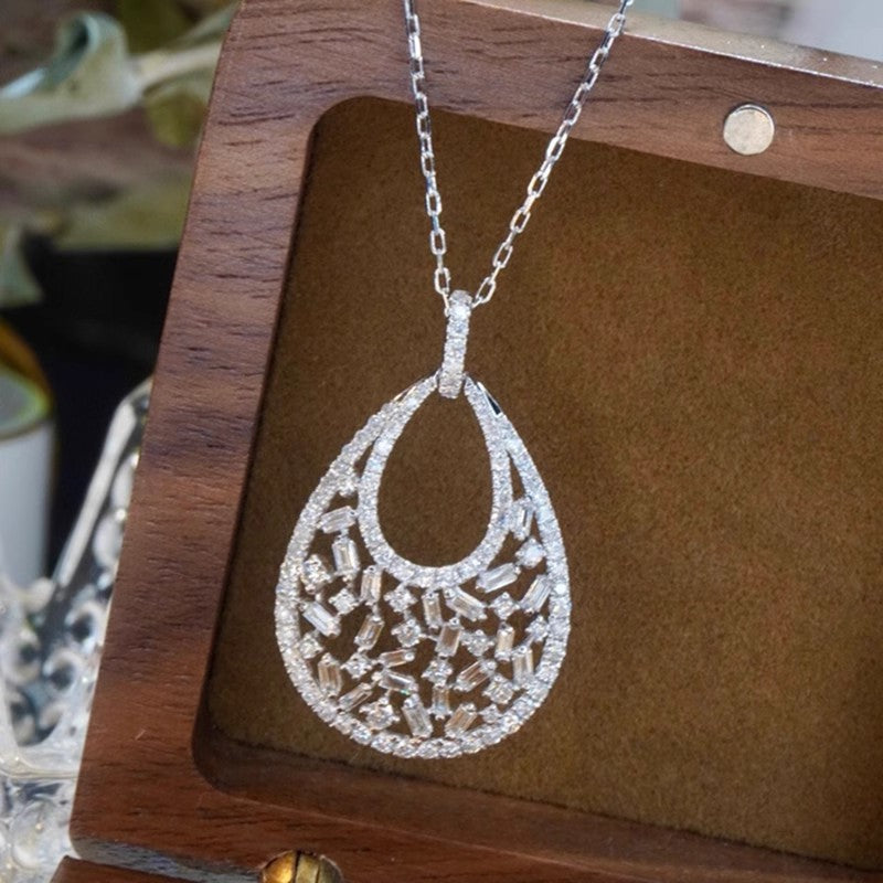 Czarujący Naszyjnik na każdą okazję