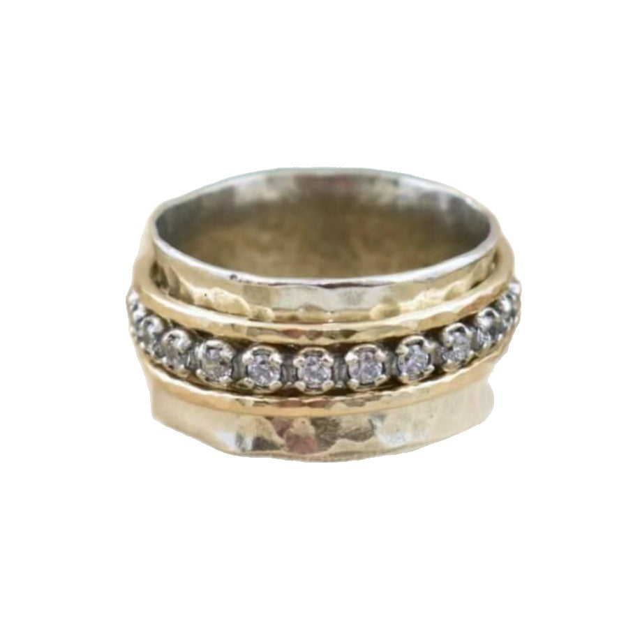 Piękny Pierścionek w unikalnym stylu