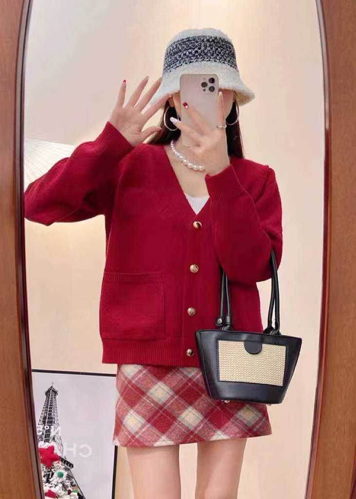 Gracefully Designed Cardigan