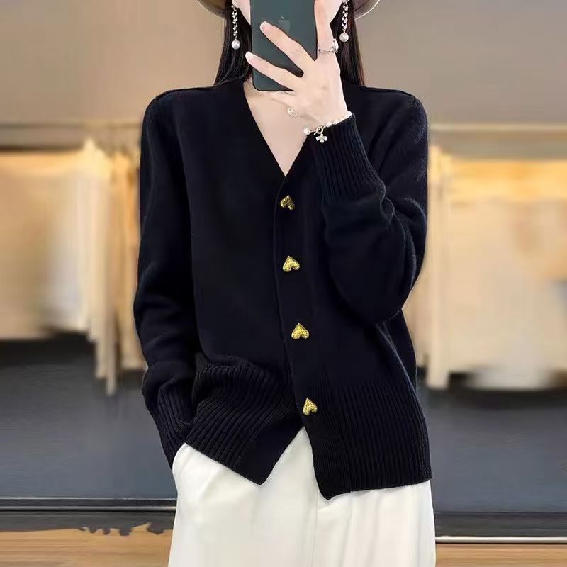 Gracefully Designed Cardigan