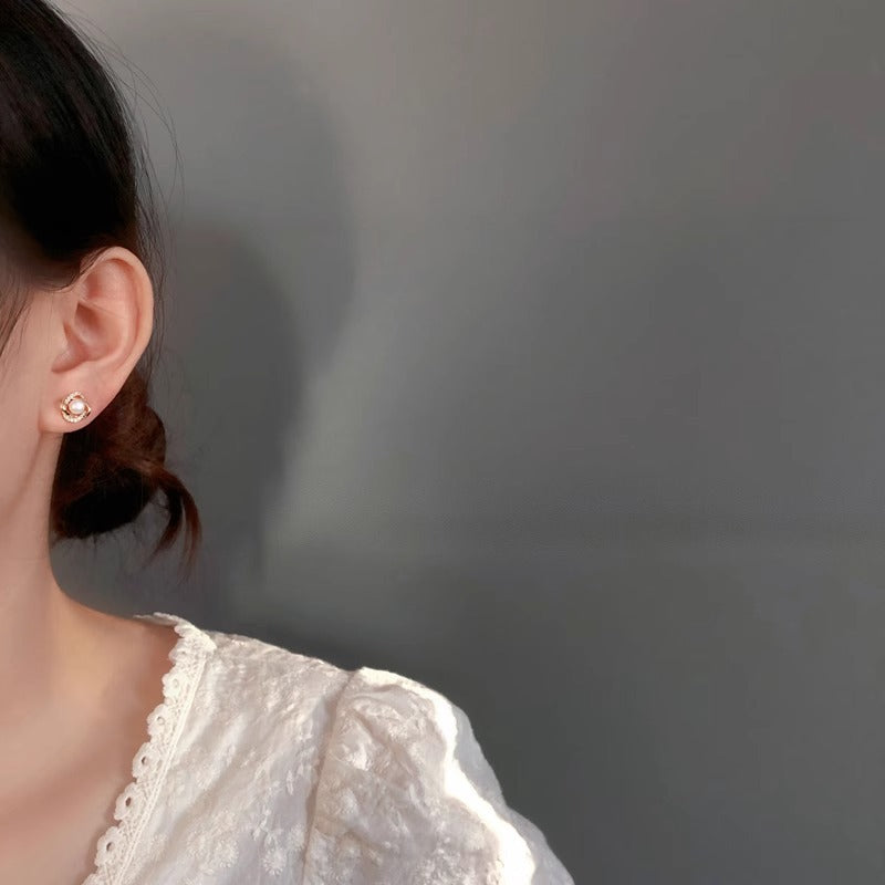 Czarujący Perłowy Kolczyk na każdą okazję