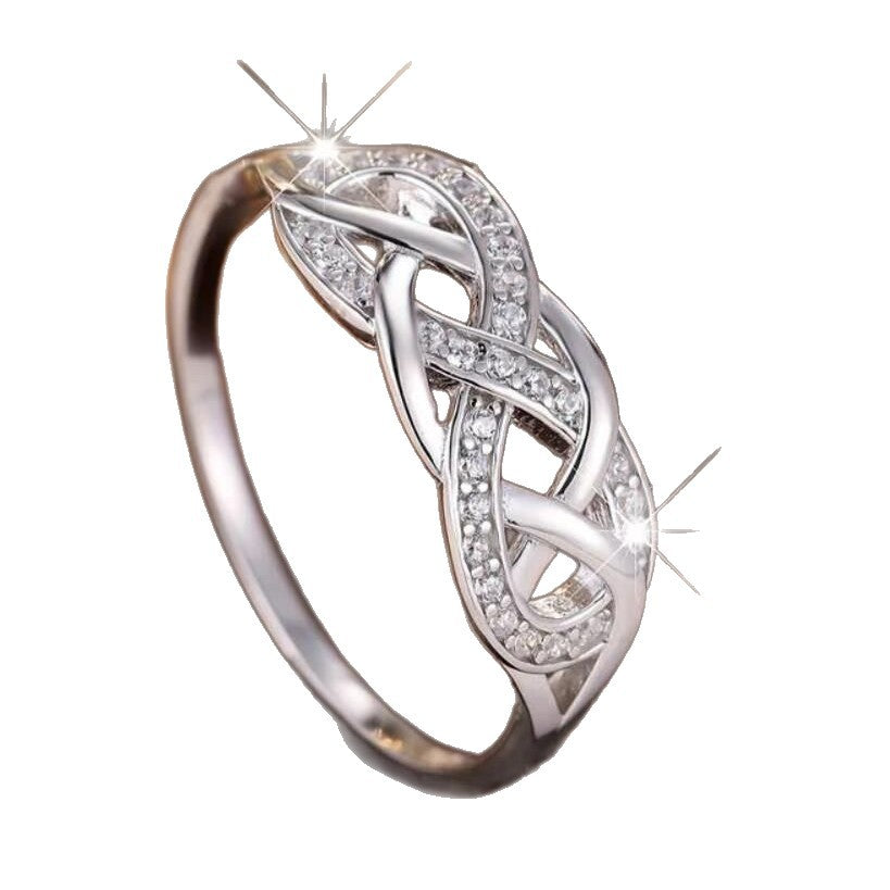 Piękny Pierścionek w unikalnym stylu