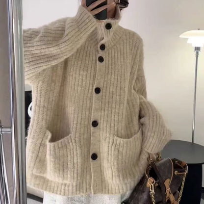 Elegantly Designed Cardigan