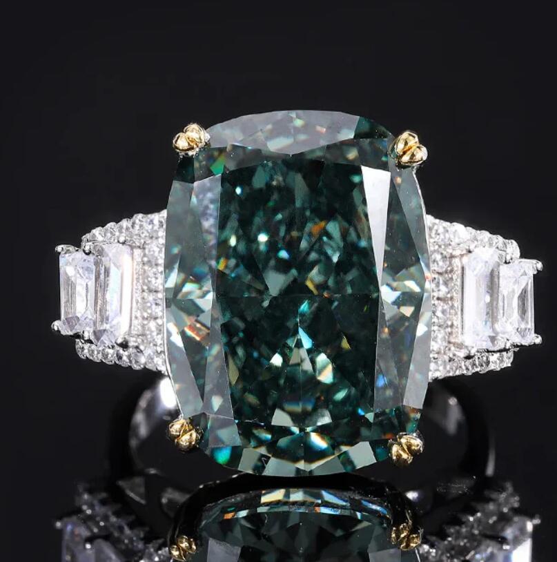 Piękny Pierścionek w unikalnym stylu