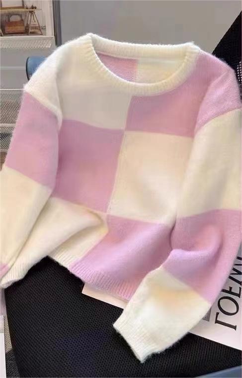 Gracefully Designed Sweater