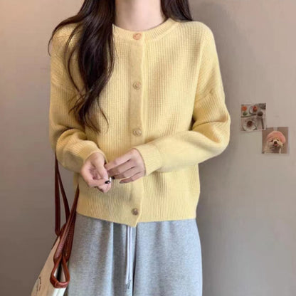 Gracefully Designed Cardigan