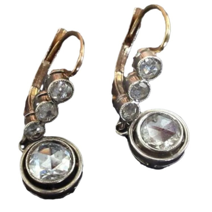 Czarujący Kolczyk na każdą okazję