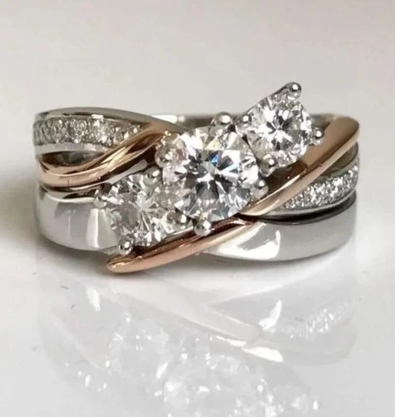 A Must-Have - Oszałamiający Złoty Pierścionek na co dzień