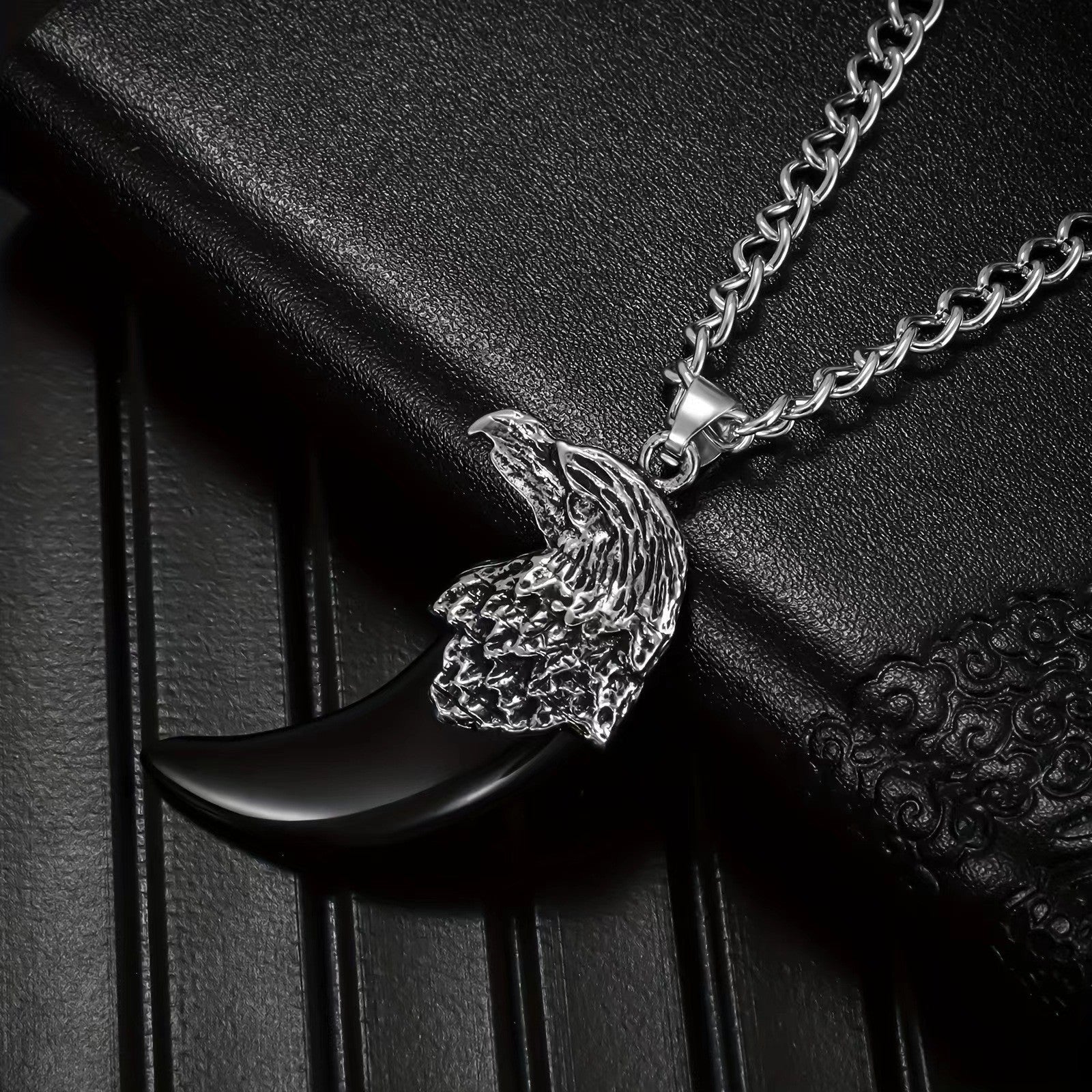 Czarujący Naszyjnik na każdą okazję