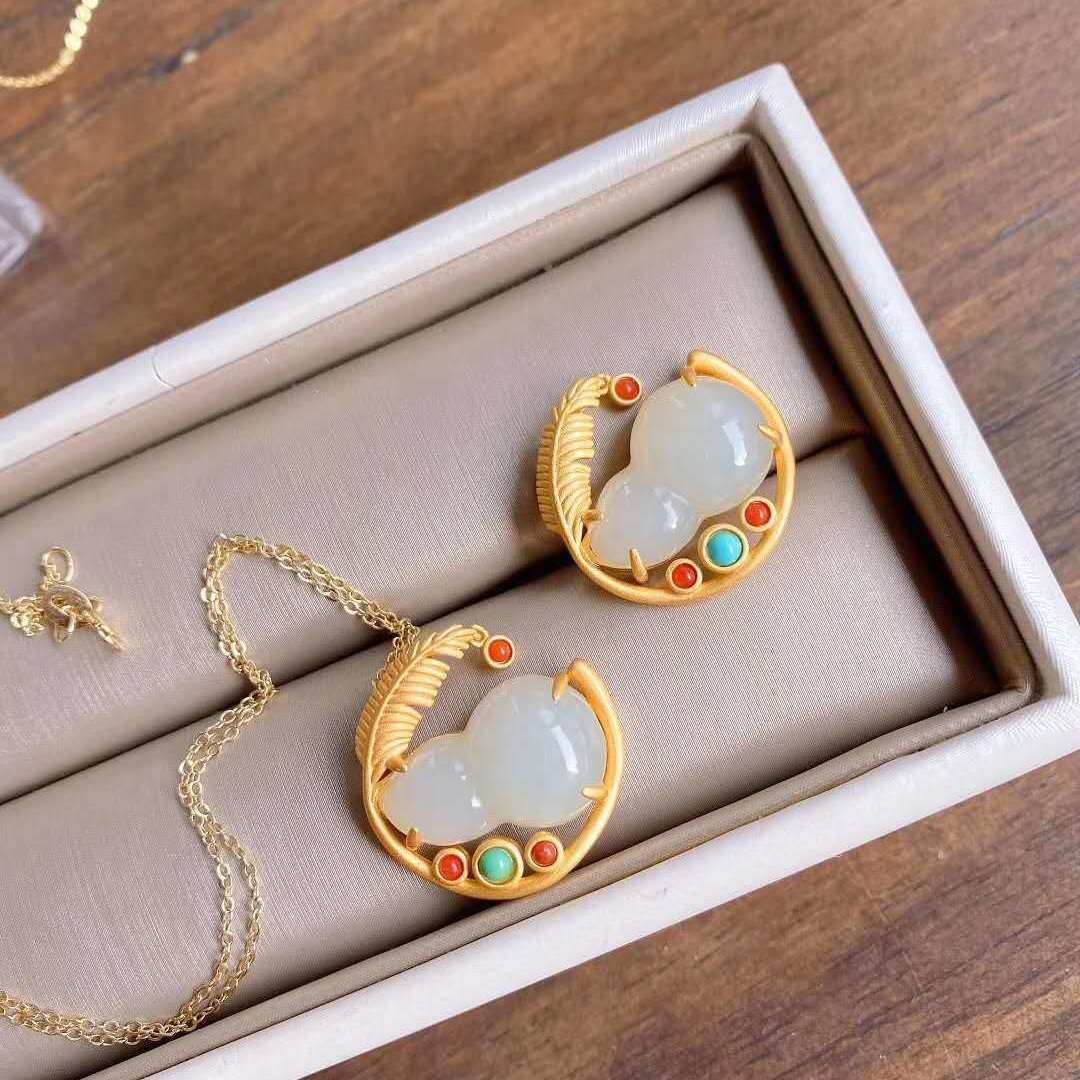 Czarujący Naszyjnik na każdą okazję