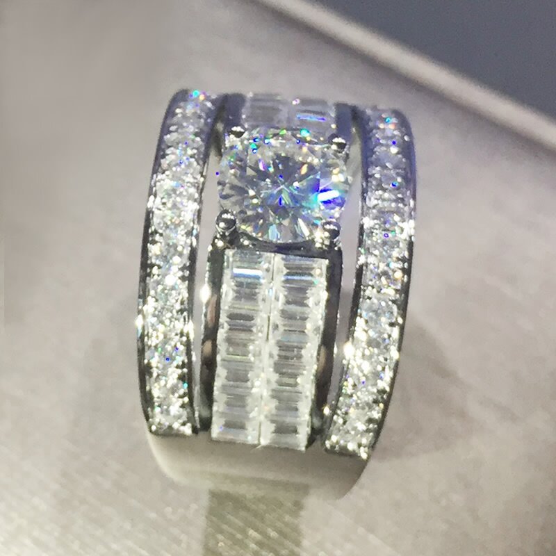 Czarujący Pierścionek na każdą okazję