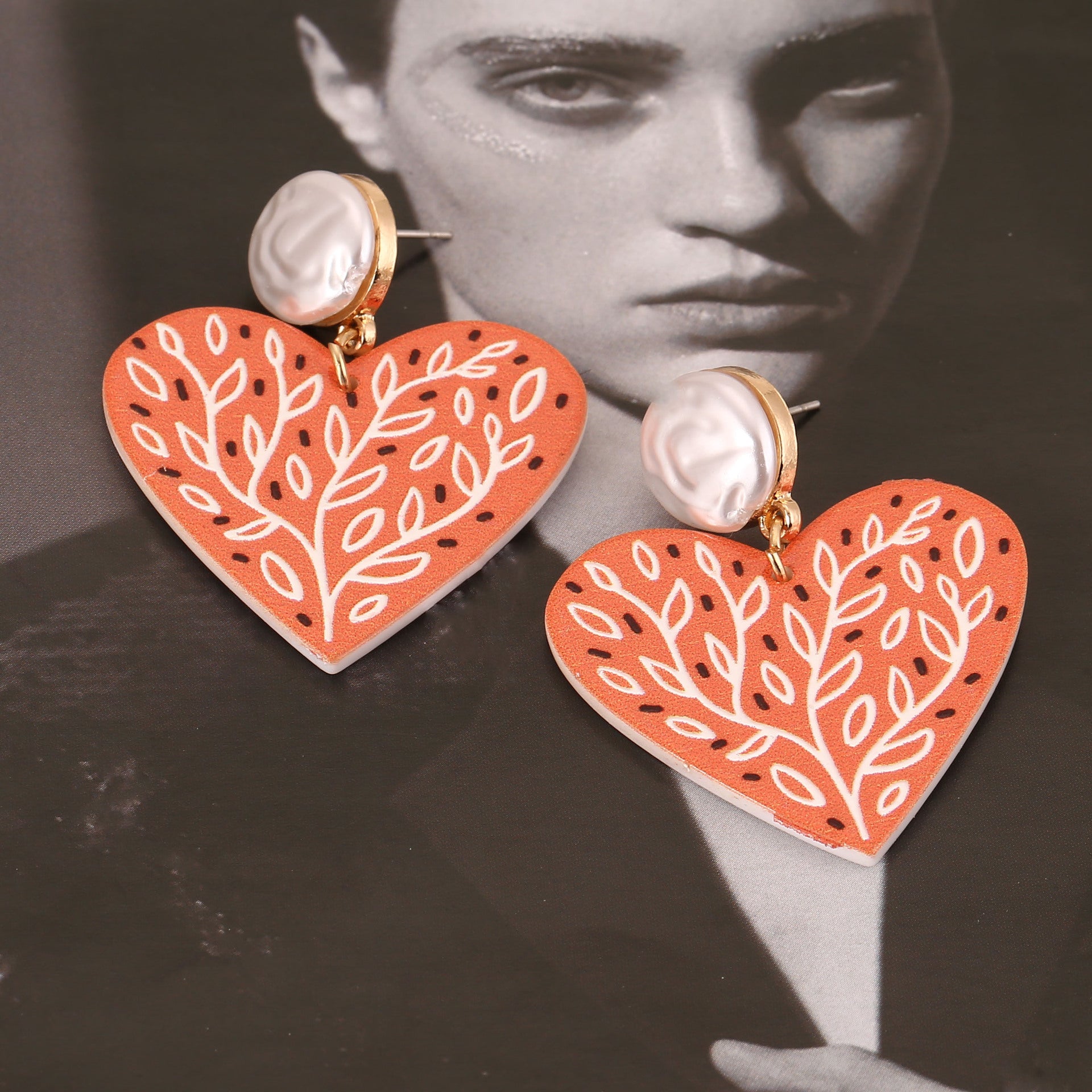 Czarujący Perłowy Kolczyk na każdą okazję