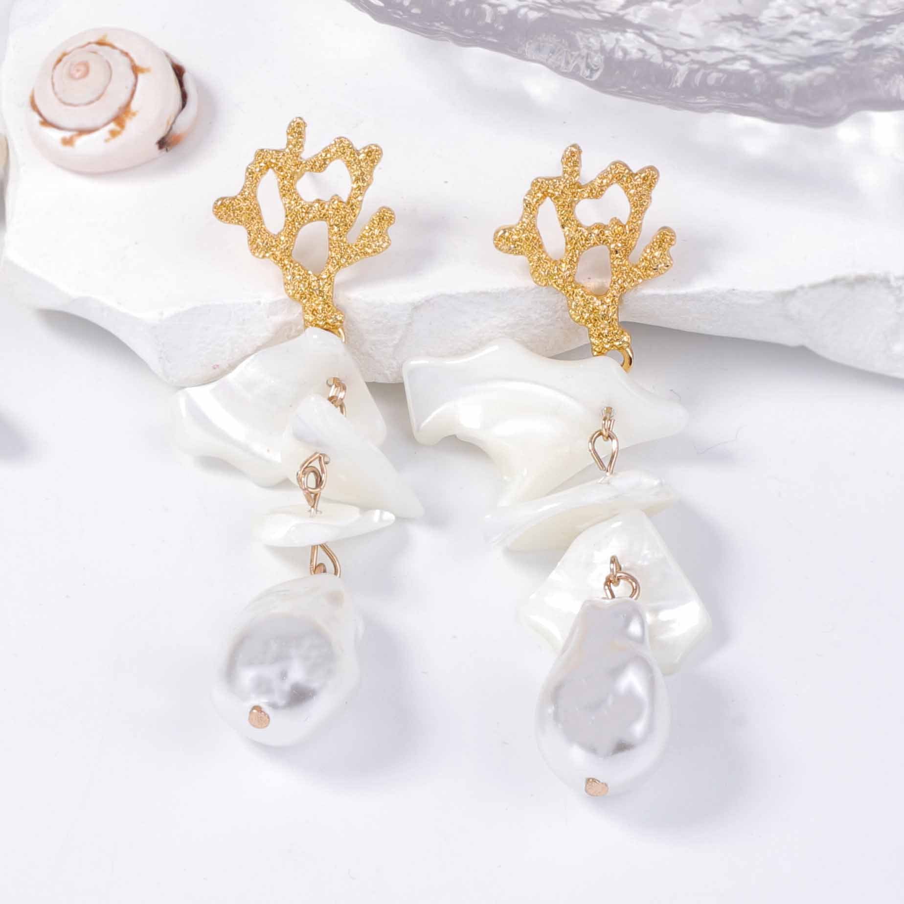 Czarujący Perłowy Kolczyk na każdą okazję