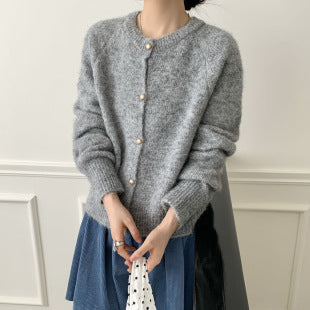 Gracefully Designed Cardigan