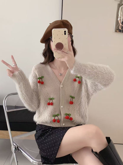 Elegantly Designed Cardigan