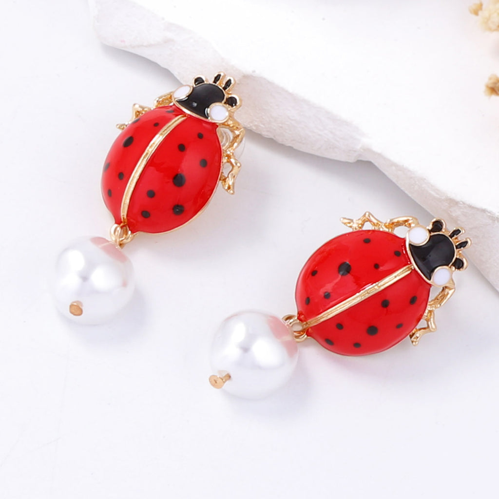 Czarujący Perłowy Kolczyk na każdą okazję