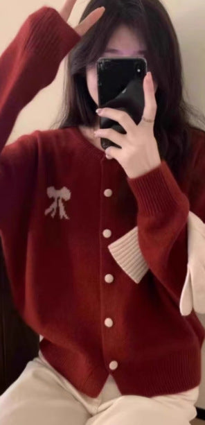 Elegantly Designed Cardigan