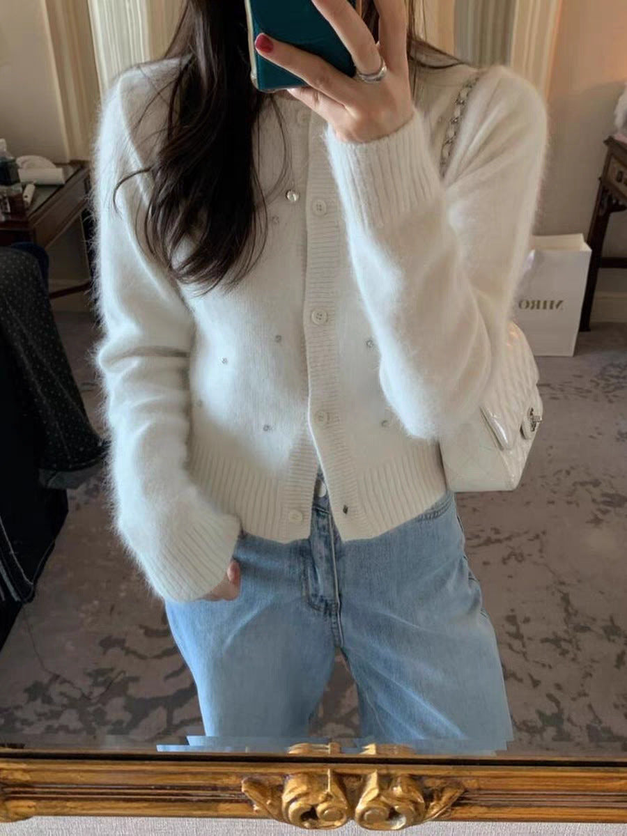 Elegantly Designed Cardigan