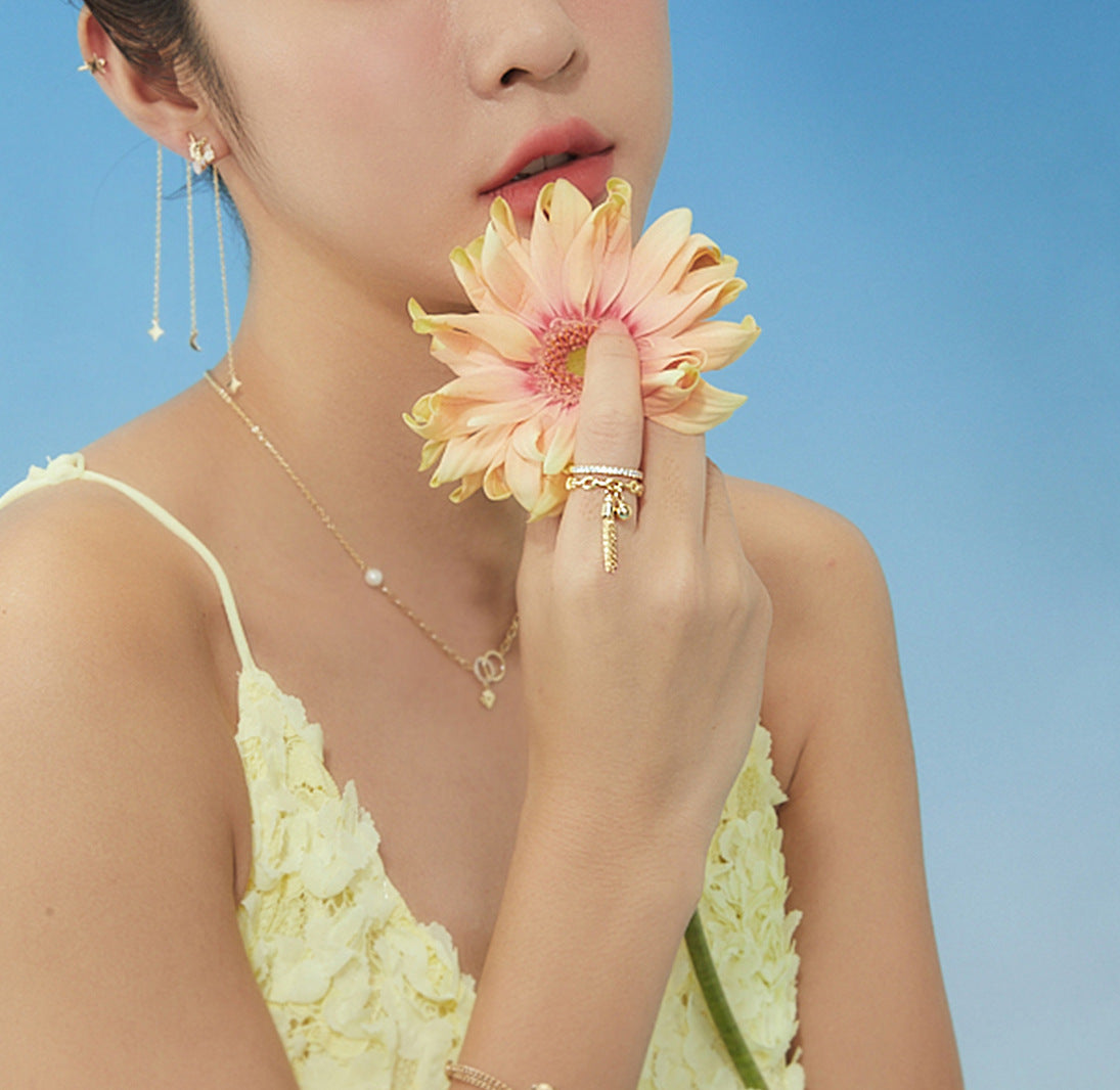 Czarujący Pierścionek na każdą okazję