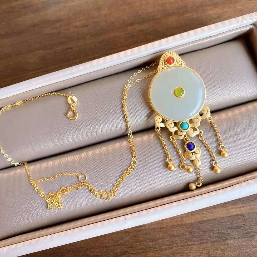 Czarujący Naszyjnik na każdą okazję