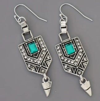 A Must-Have - Piękny Kolczyk w unikalnym stylu