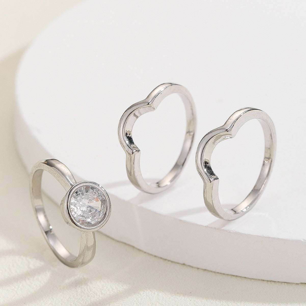 Czarujący Pierścionek na każdą okazję