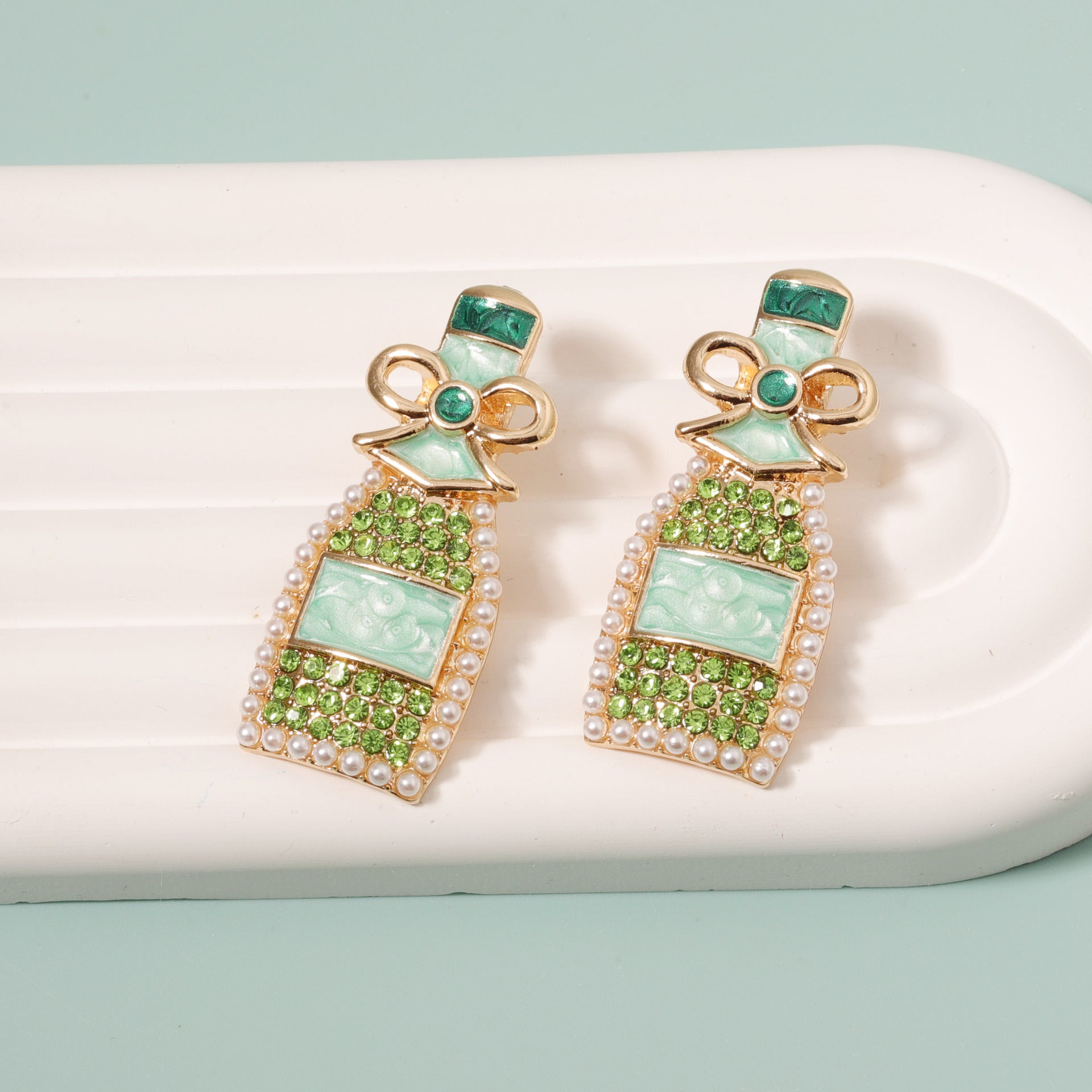 Czarujący Perłowy Kolczyk na każdą okazję