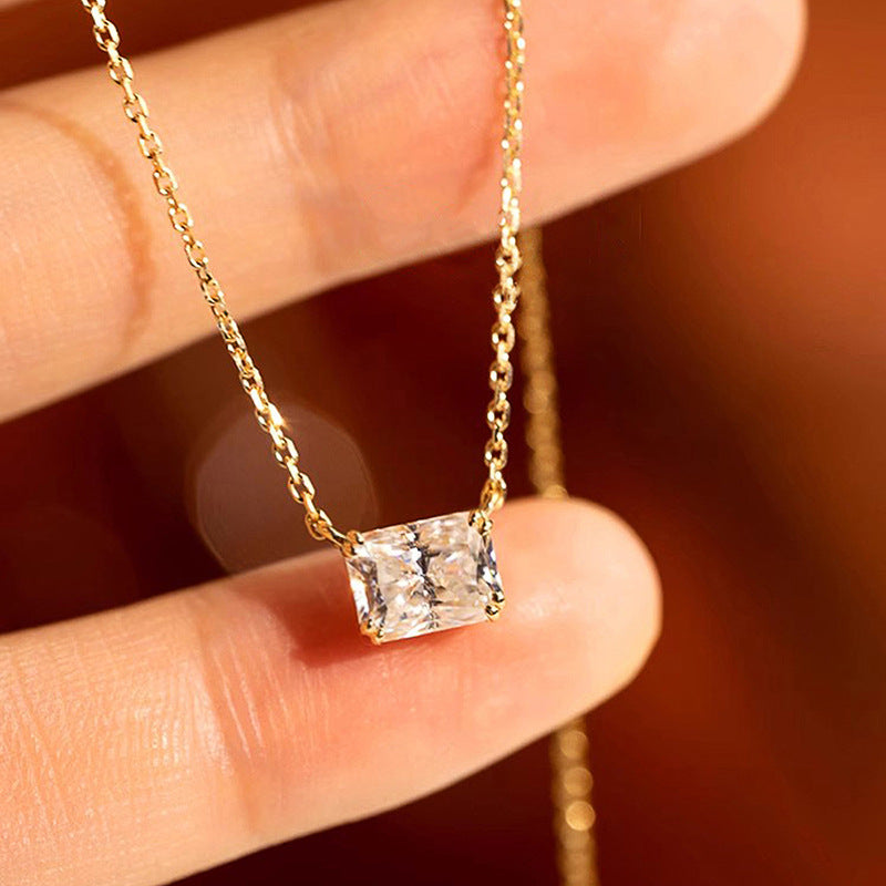 Czarujący Naszyjnik na każdą okazję