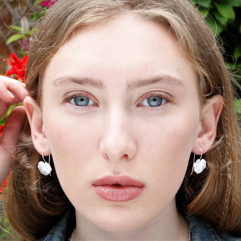 Czarujący Kolczyk na każdą okazję